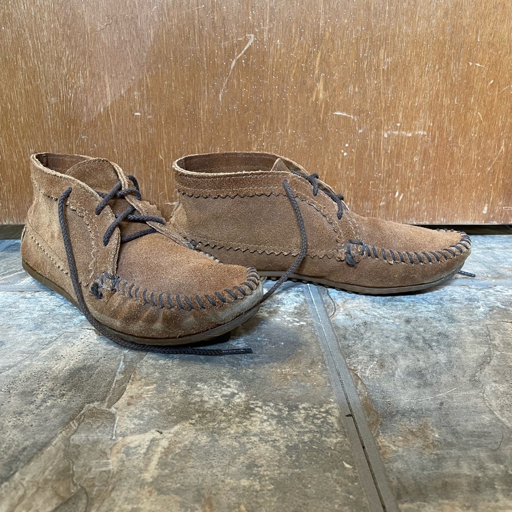 Minnetonka leather moccasin booties